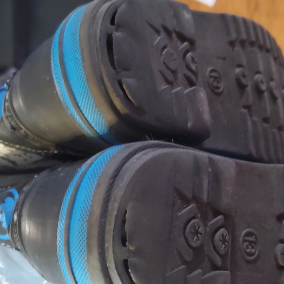 Kids batman boots - Picture 2 of 3